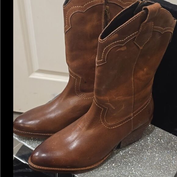 Frye Billy Pull-On Boots- Cognac - Picture 14 of 16